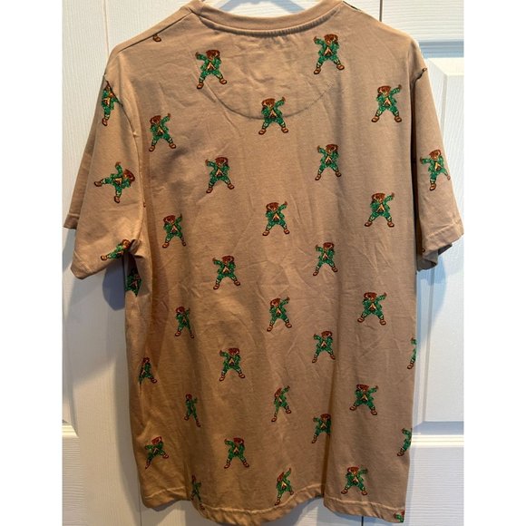 St. Patrick's Day Denim & Flower Ricky Singh Short Sleeve Pullover Shirt size XL - Picture 2 of 5